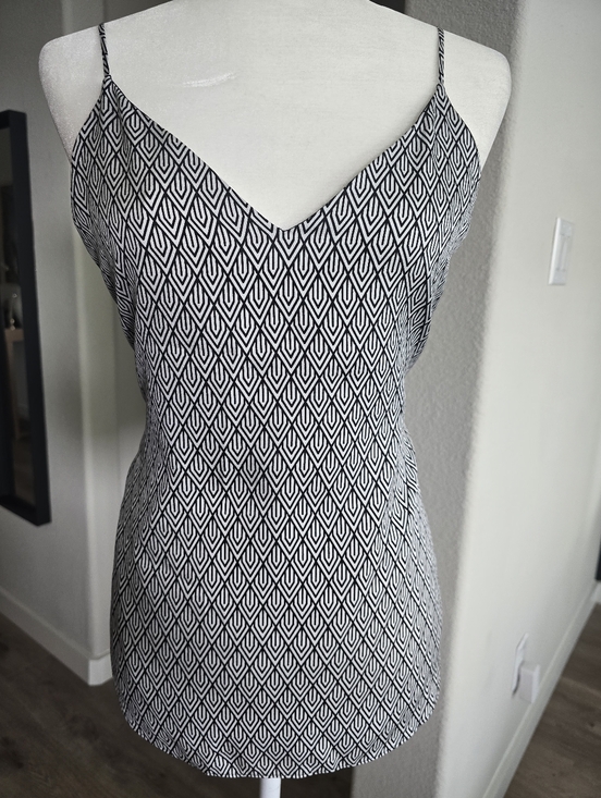 Express Tops - Express Black and White Geometric Print Camisole